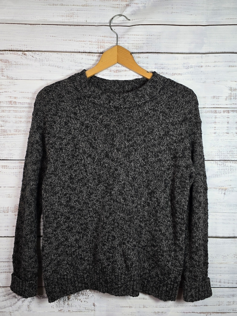 L.L. Bean Gray Marled Knit‎ Sweater Size Small Cozy Chunky Crewneck